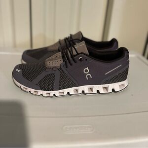 On cloud women’s shoe, the cloud five push